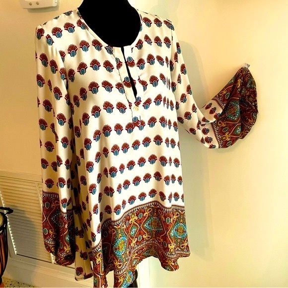 Show Me Your MuMu Brand Long Sleeve Print Tunic Swing Top! Great condition. Med - Picture 1 of 11